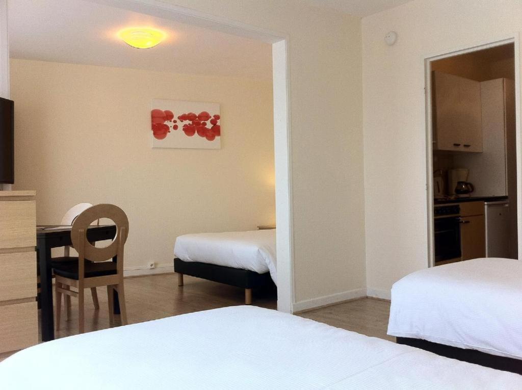 Brit Hotel Le Parc Vichy Bellerive-sur-Allier Exterior foto